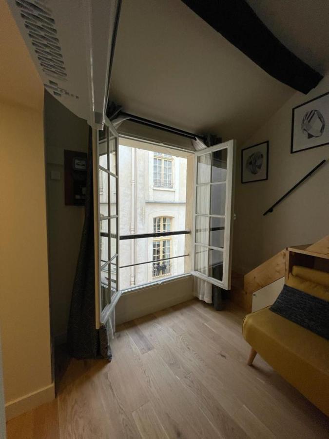 Charming Studio Michel Lecomte Paris 75003 Apartamento Exterior foto